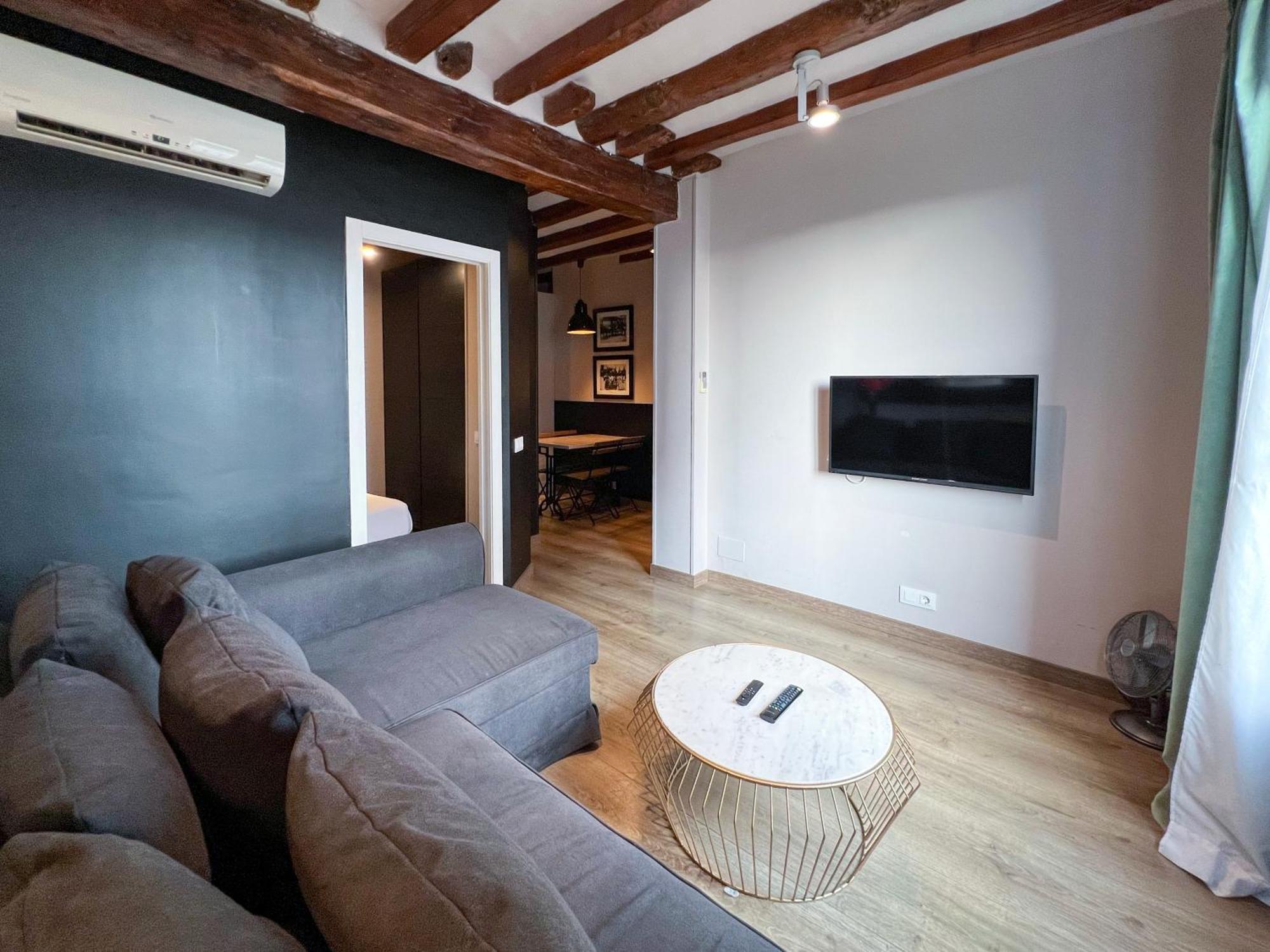Stay U-Nique Apartments Est Barcelona Exterior foto